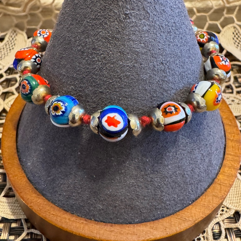 Vintage Millefiori art glass beaded bracelet with silver tone capped spacers